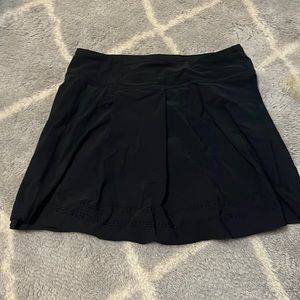 Black ivviva skirt